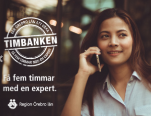 En ung kvinna med mobilen tryckt intill örat. Text: Få fem timmar med en expert. Logga: Timbanken och Region Örebro län